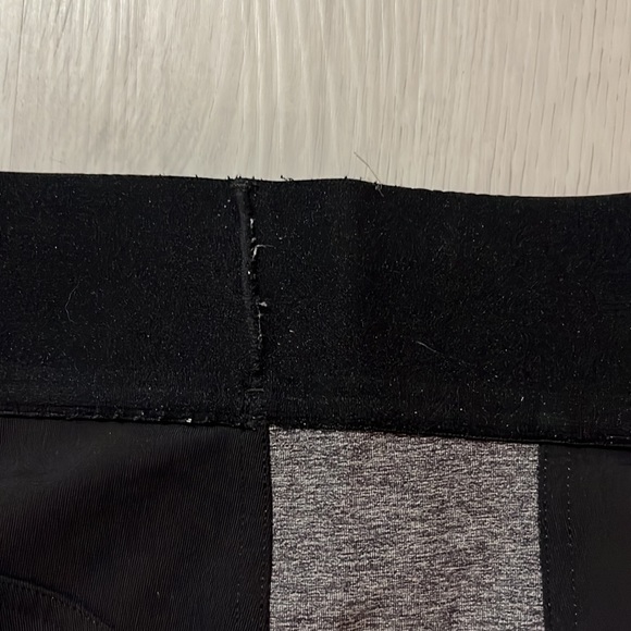 Lululemon Box It Out Tight - Picture 8 of 9